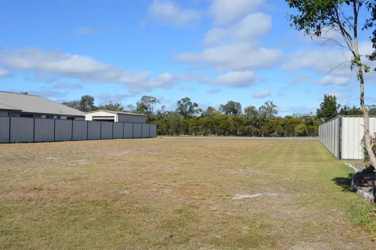 8 Traviston Way, Burrum Heads QLD 4659