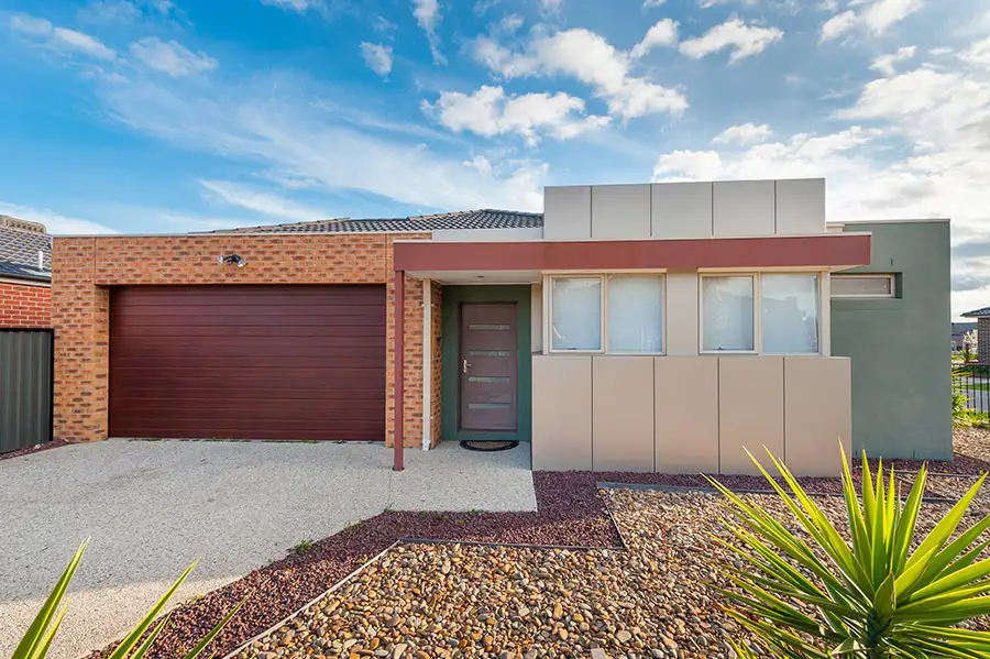 Main view of Homely house listing, 21 Rainham Avenue, Craigieburn VIC 3064