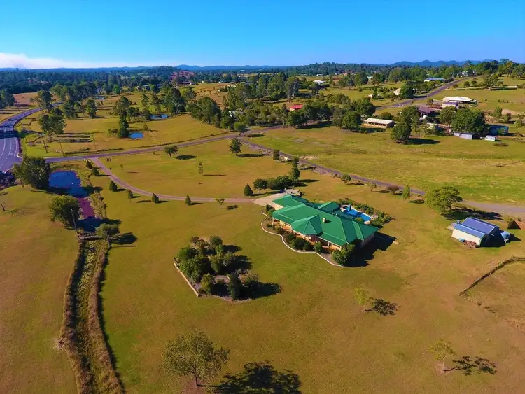 4 City View Drive, The Dawn QLD 4570