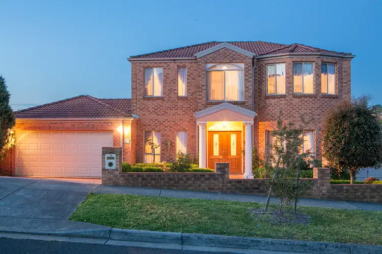 19 William Hovell Drive, Endeavour Hills VIC 3802