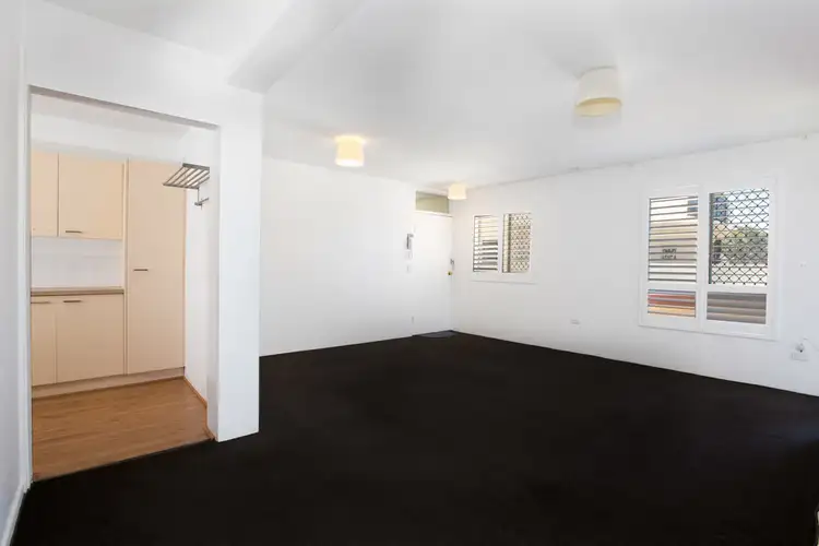Third view of Homely unit listing, 3/89 Marine Parade, Redcliffe QLD 4020