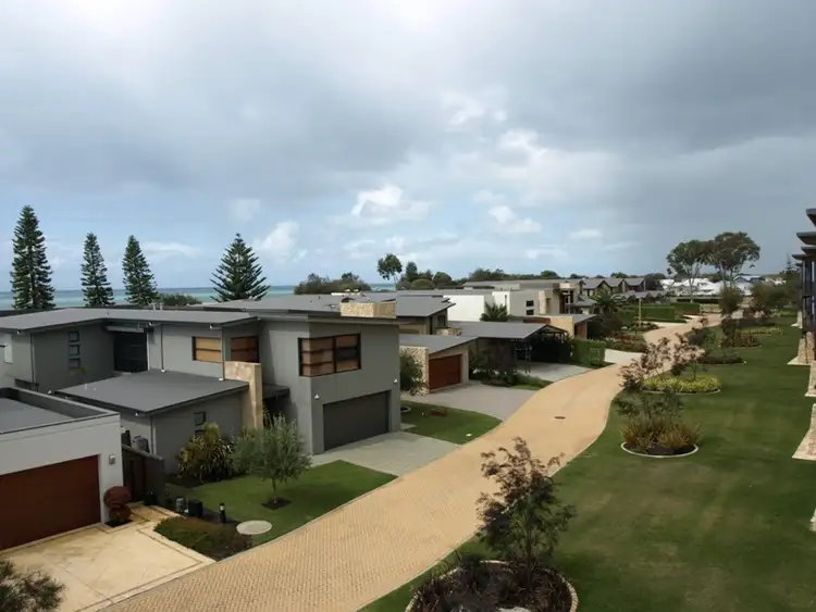 33B/77 Gifford Road, Dunsborough WA 6281