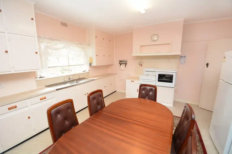 Fourth view of Homely house listing, 10 Ronald Street, Robinvale VIC 3549
