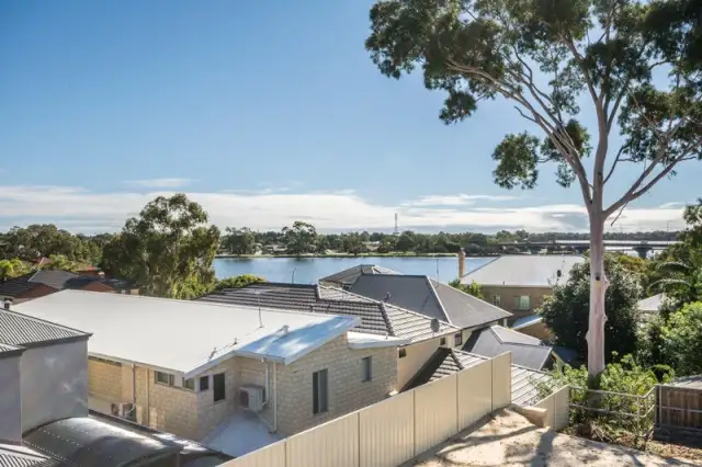 2/195 Fern Road, Wilson WA 6107