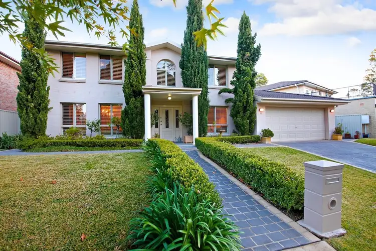 17 Orlando Crescent, Voyager Point NSW 2172