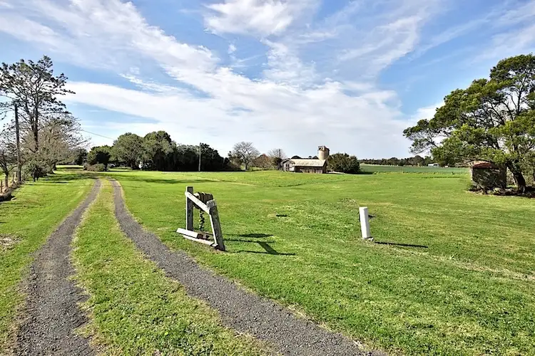 1003 Meroo Road, Meroo Meadow NSW 2540