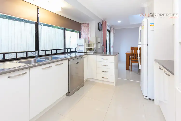 Third view of Homely house listing, 8 Linaria Circuit, Drewvale QLD 4116
