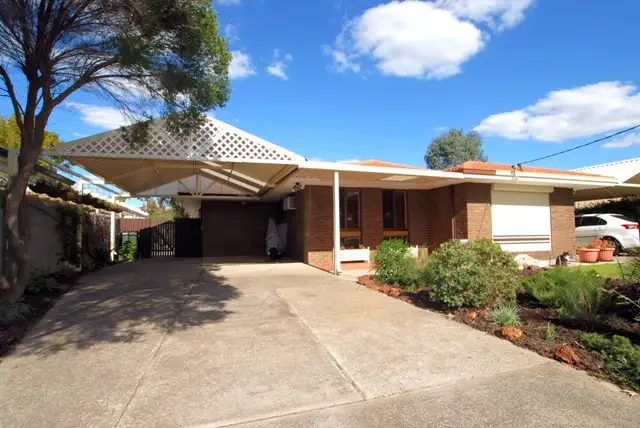 37A Glenten Way, Ferndale WA 6148