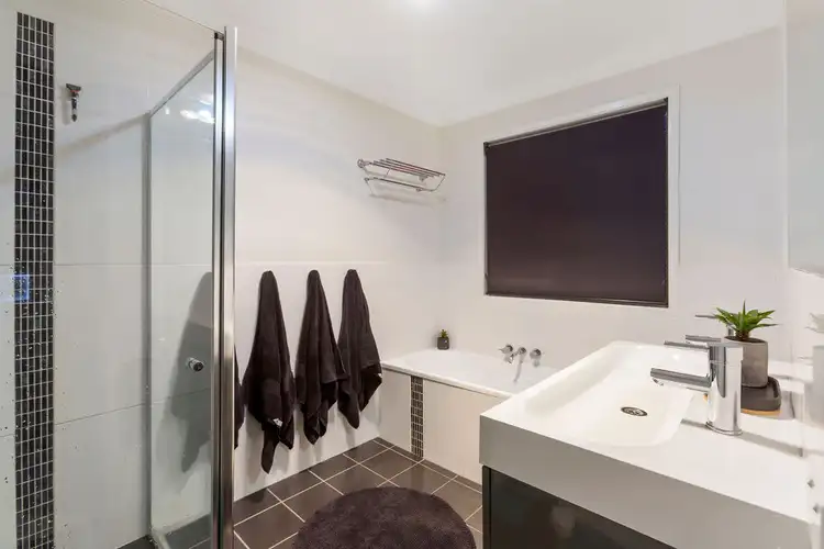 Sixth view of Homely house listing, 4 Loyal Court, Tweed Heads South NSW 2486
