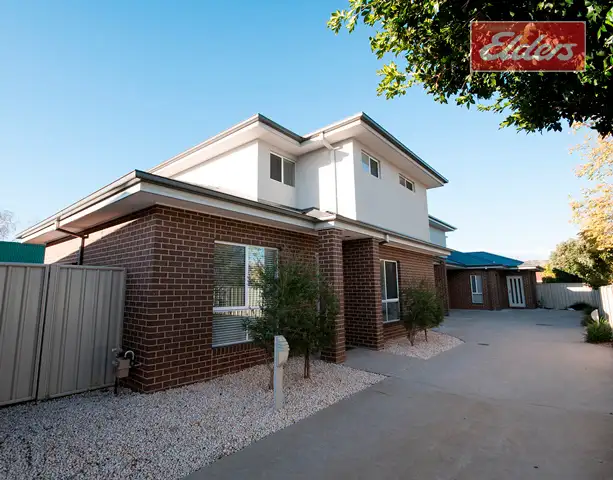 Main view of Homely townhouse listing, 2/26 William Street, Wodonga VIC 3690