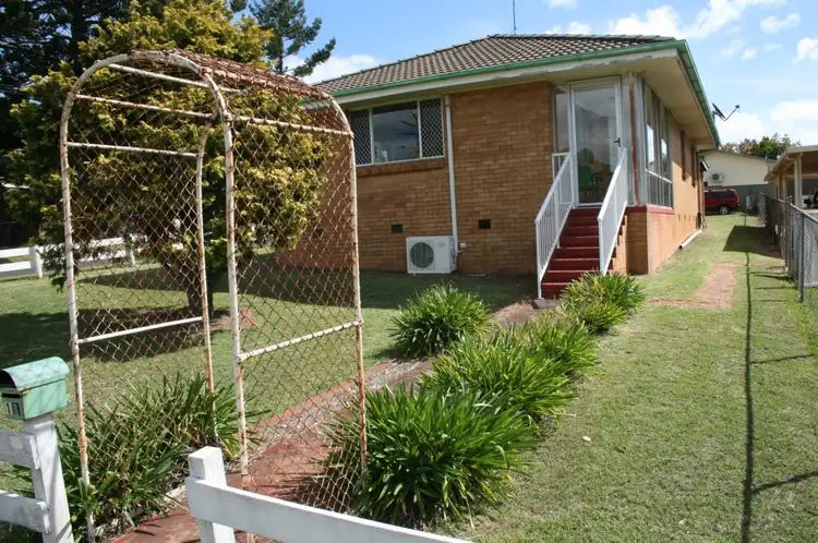 19 Hillside Street, Newtown QLD 4350