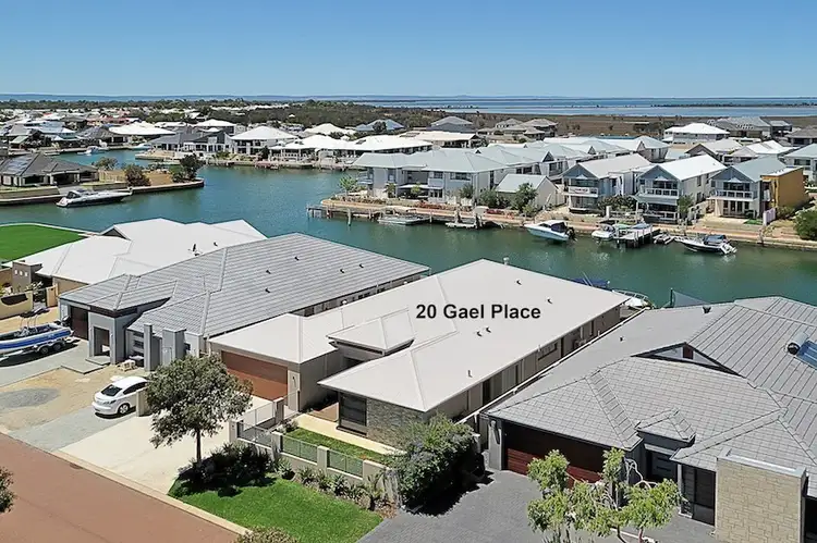 20 Gael Place, Dudley Park WA 6210