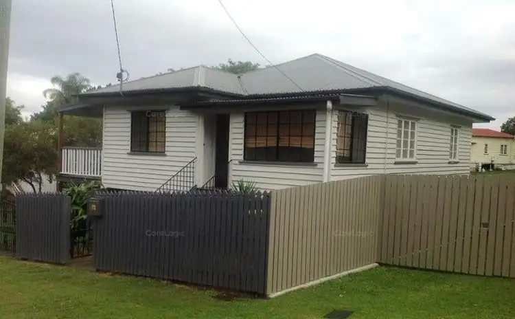 27 FITZGIBBON ST, North Ipswich QLD 4305