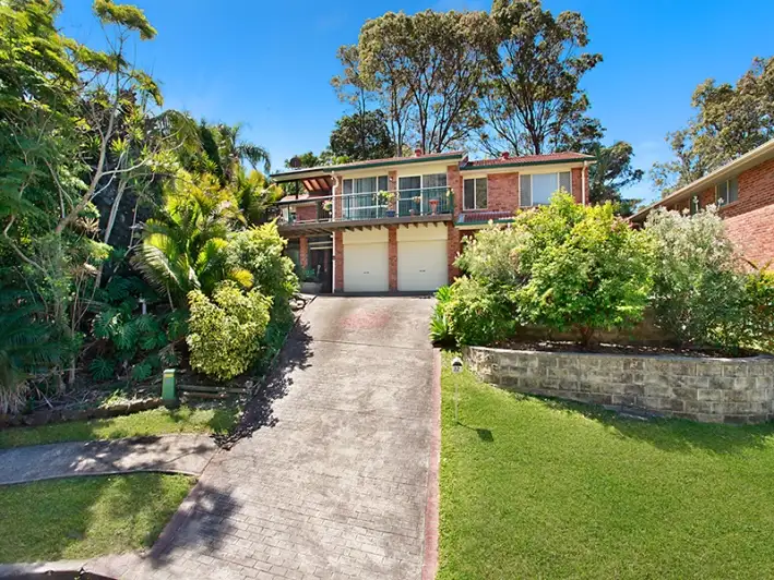 32 Coppervalley Close, Caves Beach NSW 2281