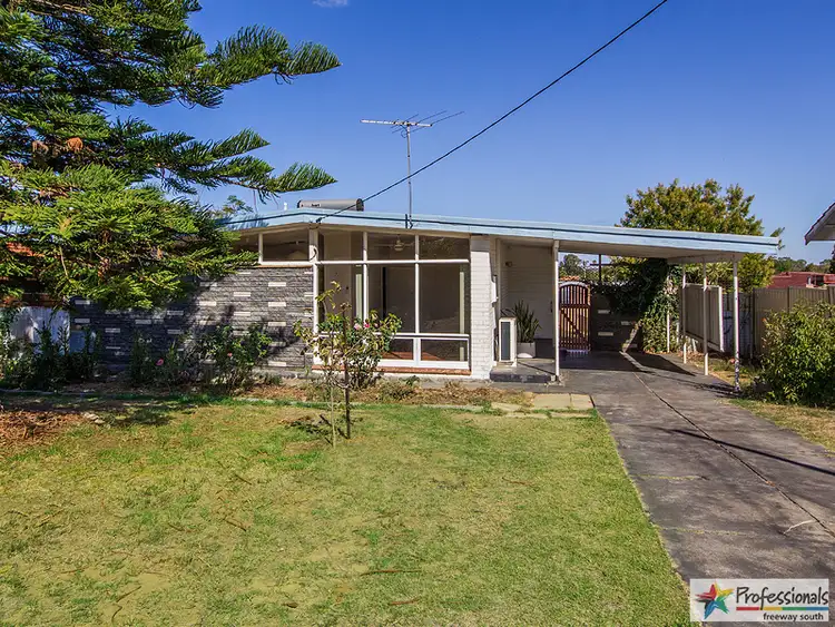 Second view of Homely house listing, 17 Kenton Way, Calista WA 6167