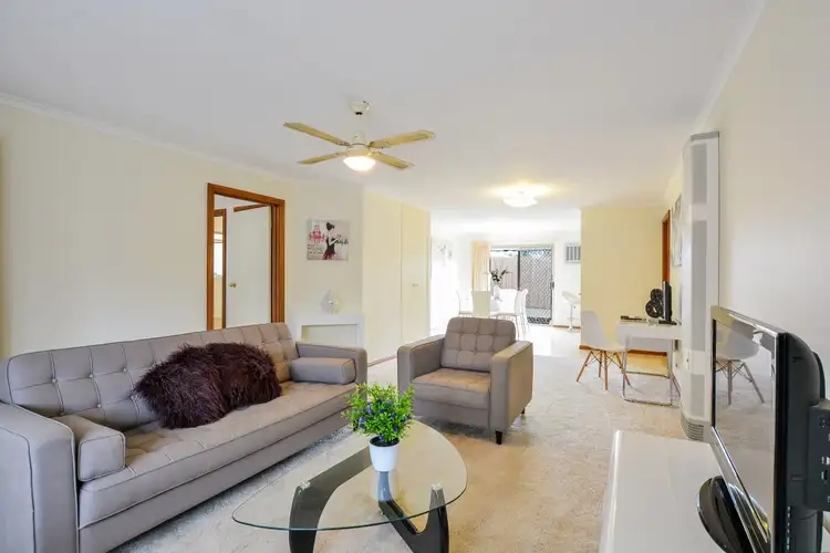 2/7 Rothschild Street, Woodcroft SA 5162