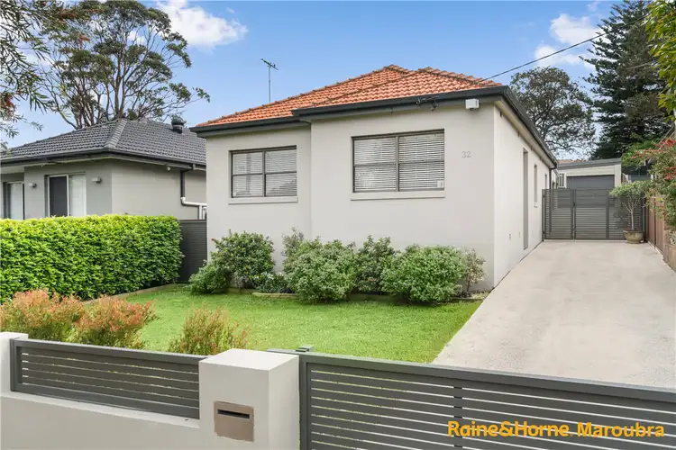 32 HOLLOWAY STREET, Pagewood NSW 2035