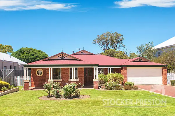 10 Toddy Place, Dunsborough WA 6281