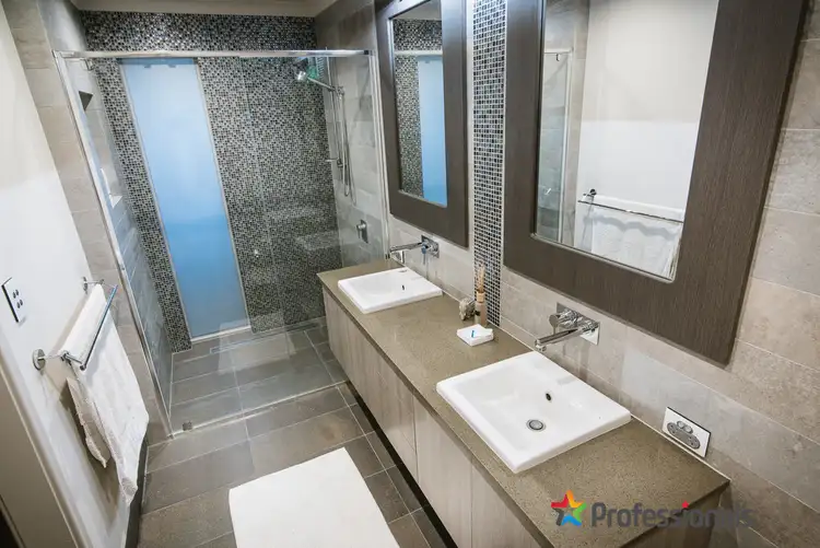 Seventh view of Homely house listing, 5 Pallarup Crescent, Ellenbrook WA 6069