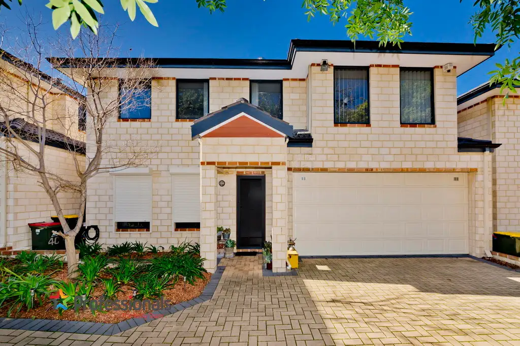 Main view of Homely townhouse listing, 4C Windemere Crescent, Nollamara WA 6061