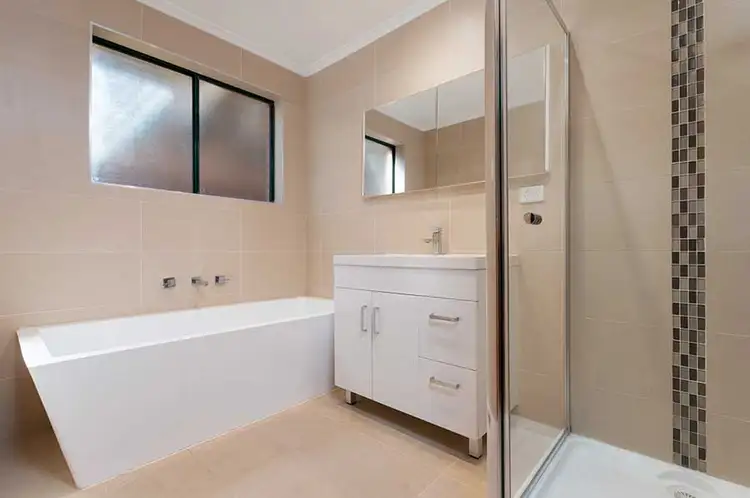 Sixth view of Homely house listing, 6 Green Close, Roxburgh Park VIC 3064