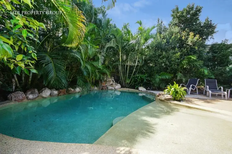 25 Hawthorne Street, Forest Lake QLD 4078