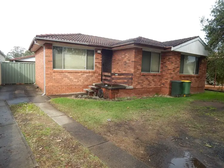 242 Prairie Vale, Bossley Park NSW 2176