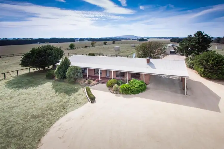 2296 Melb-Lancefield Road, Romsey VIC 3434
