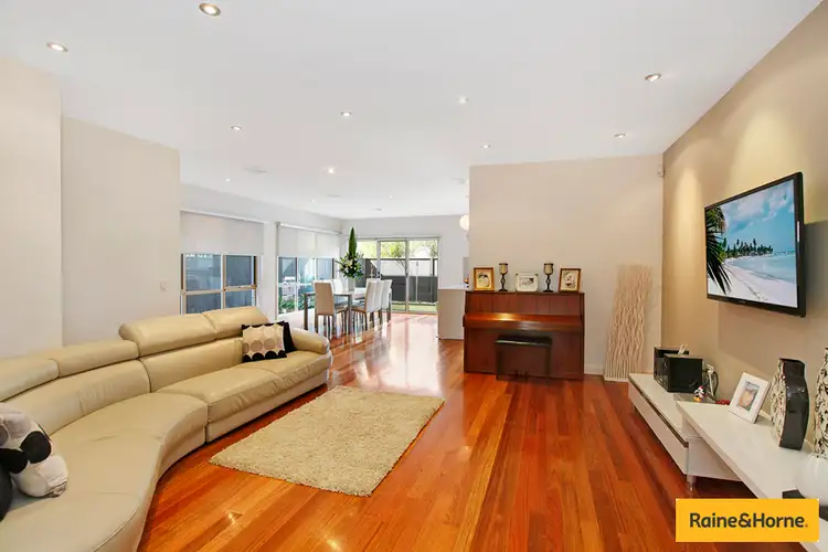 11 Ibis Place, Maribyrnong VIC 3032