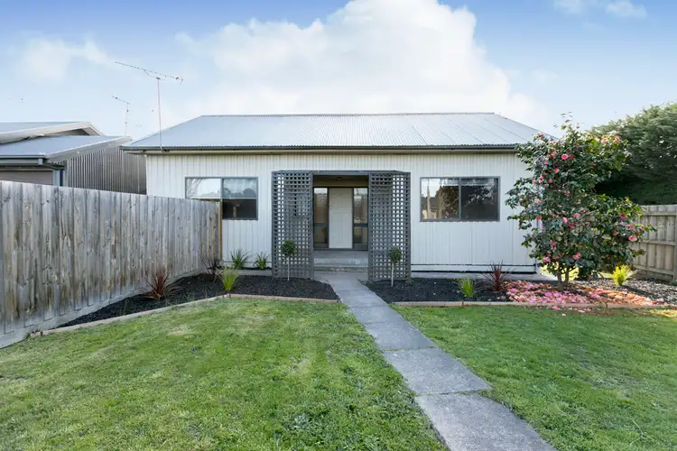 62 Moore St, Moe VIC 3825