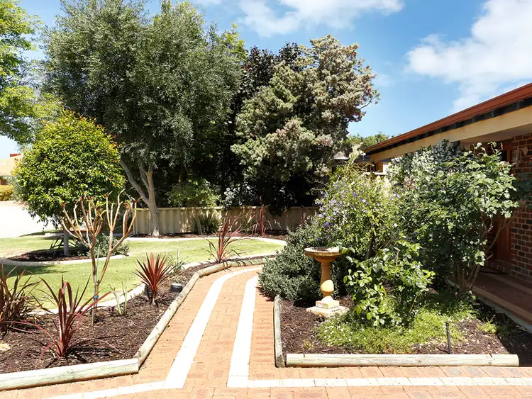 Second view of Homely house listing, 33 Aleri Circuit, Quinns Rocks WA 6030