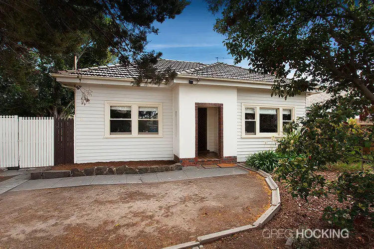 16 Burns Street, Maidstone VIC 3012