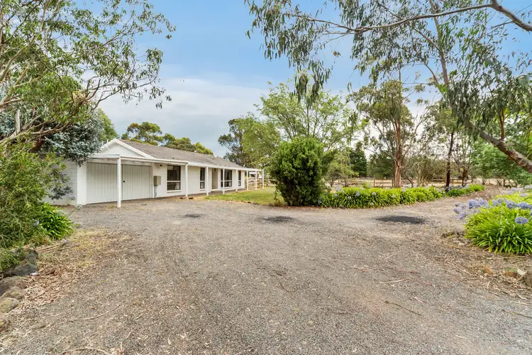 118 Peters Road, Gisborne VIC 3437