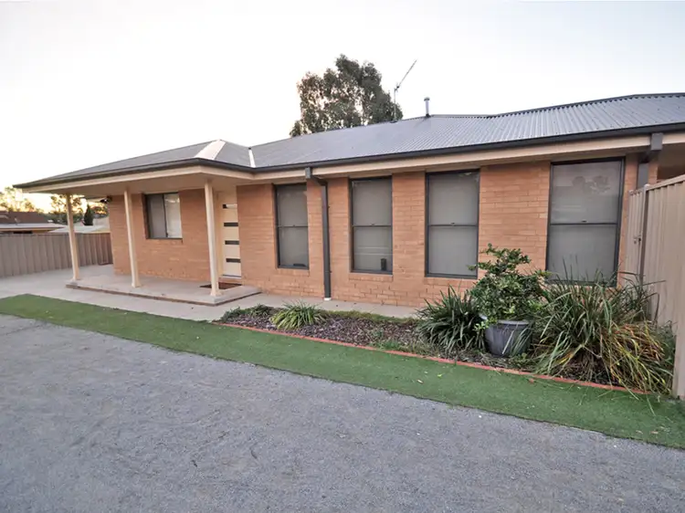 3 Victoria Street, Junee NSW 2663