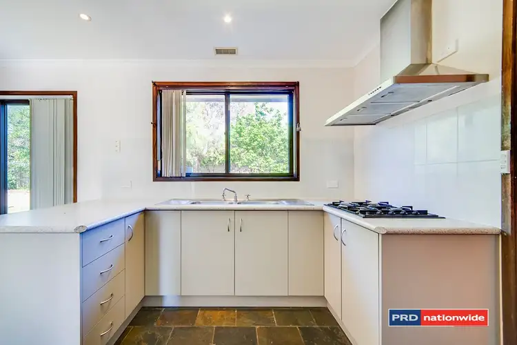Sixth view of Homely house listing, 10 Farrelly Close, Oxley ACT 2903