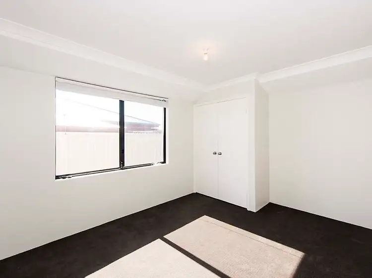 Second view of Homely house listing, 4 Hunter Way, Bertram WA 6167