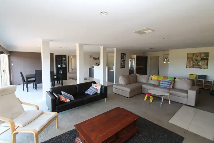36 Steetley Lane, Mount Egerton VIC 3352