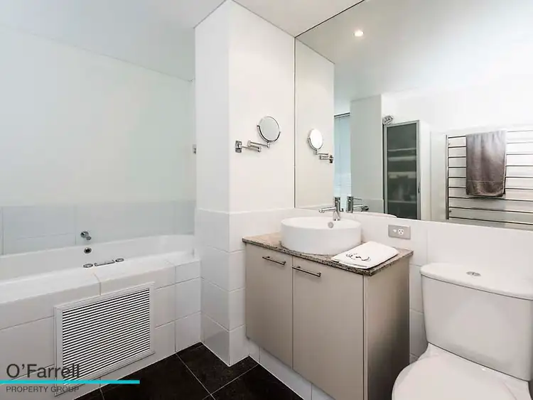 Seventh view of Homely apartment listing, 101/16 Dolphin Drive, Mandurah WA 6210