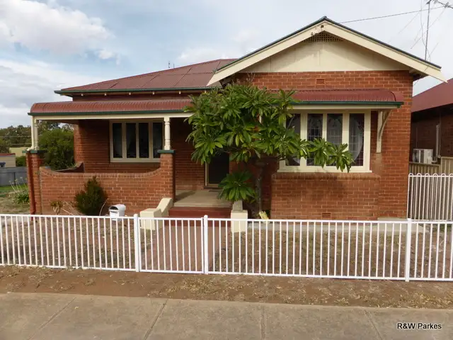 114-116 Clarinda Street, Parkes NSW 2870