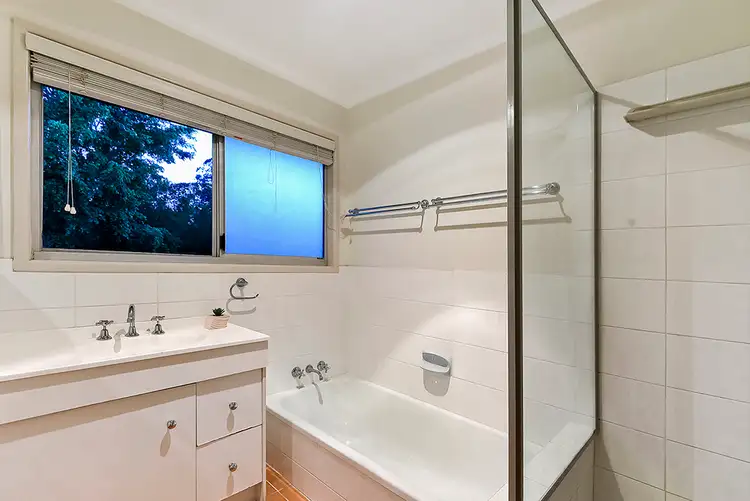 Sixth view of Homely house listing, 4 KERRONG COURT, Shailer Park QLD 4128