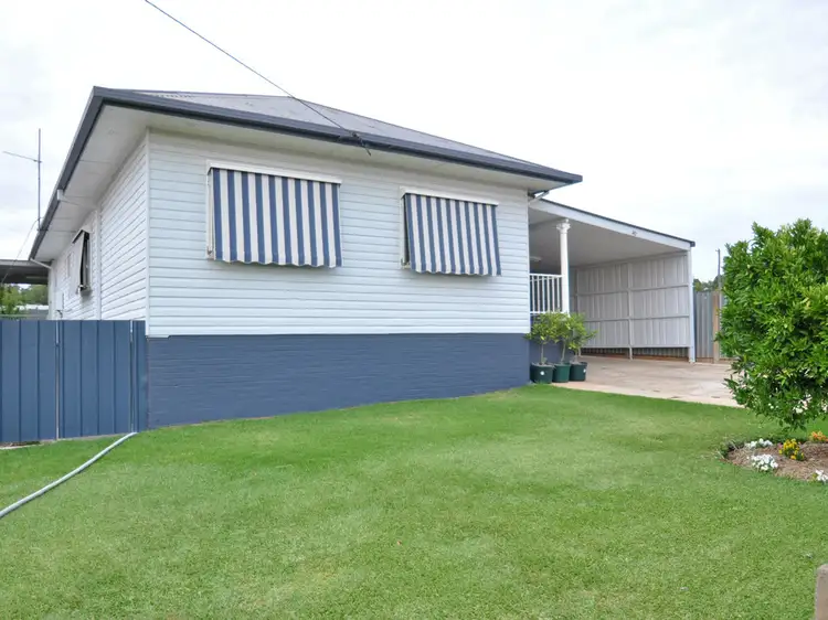 40 Percy Street, Junee NSW 2663