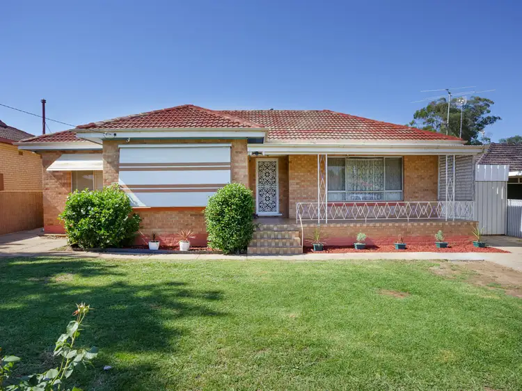 12 Bruce Street, Tolland NSW 2650