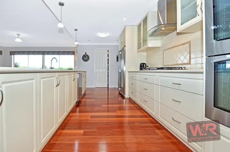 Seventh view of Homely house listing, 4 Elaray Way, Lange WA 6330