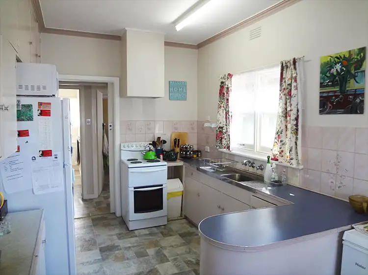 Second view of Homely house listing, 10 Horace Street, Sea Lake VIC 3533