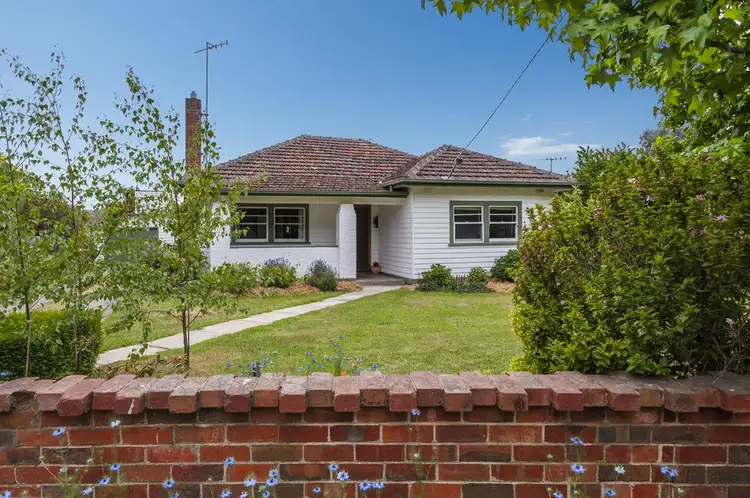 3 Bourke Street, Kyneton VIC 3444