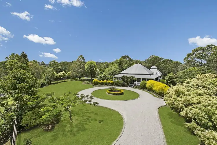46 Upper Brookfield Rd, Brookfield QLD 4069