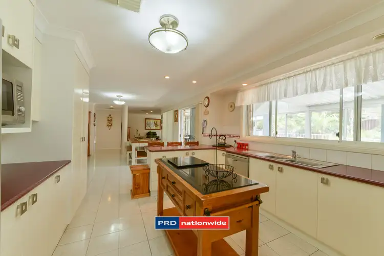 Fourth view of Homely house listing, 5 Stratford Place, Tamworth NSW 2340