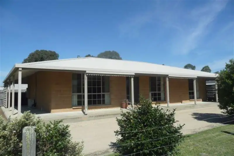 Main view of Homely house listing, 43 Hoyt Street, Lindenow VIC 3865