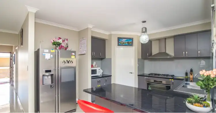 Sixth view of Homely house listing, 7 Banyoles Circuit, Champion Lakes WA 6111