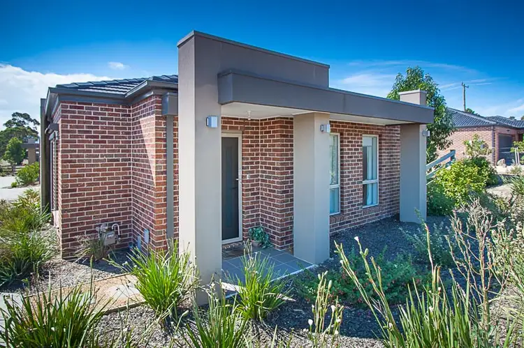Unit 5/4 Francis Crescent, Gisborne VIC 3437